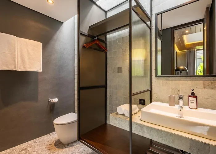 Villa Peaceful 3br Near - Artha Lucia *